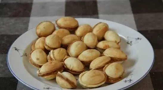 Кухонні посиденьки (балачки)