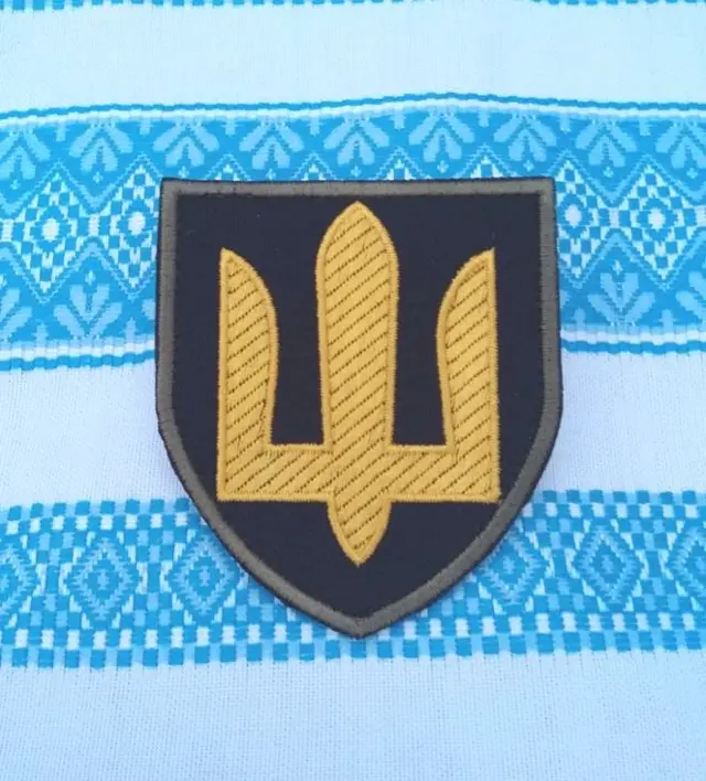 Шеврони\нашивки