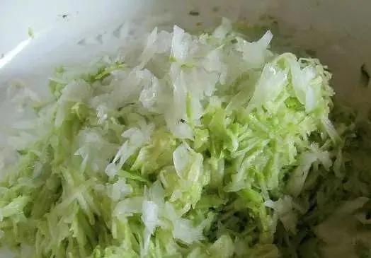 Чебуреки кабачковые