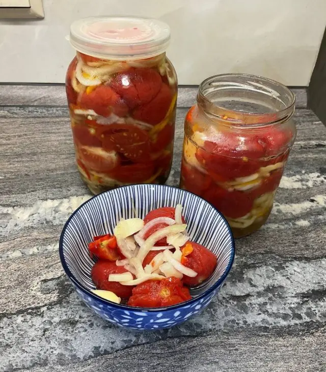 Помідори  "Море"  без шкірки