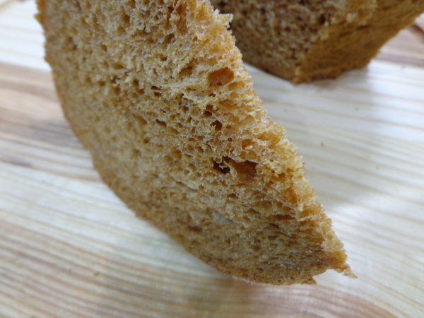 Хлеб с черным сиропом