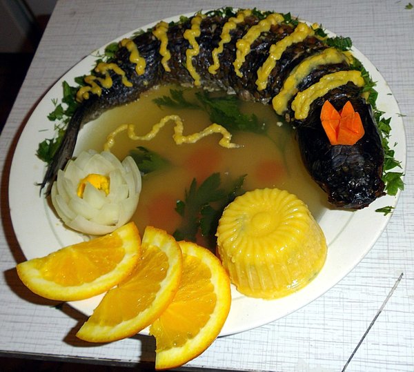 Заливное и фаршированная рыба с сырно апельсиновым соусом